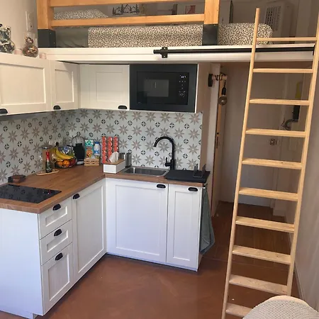 The Cozy Corner Of Amelie Nice