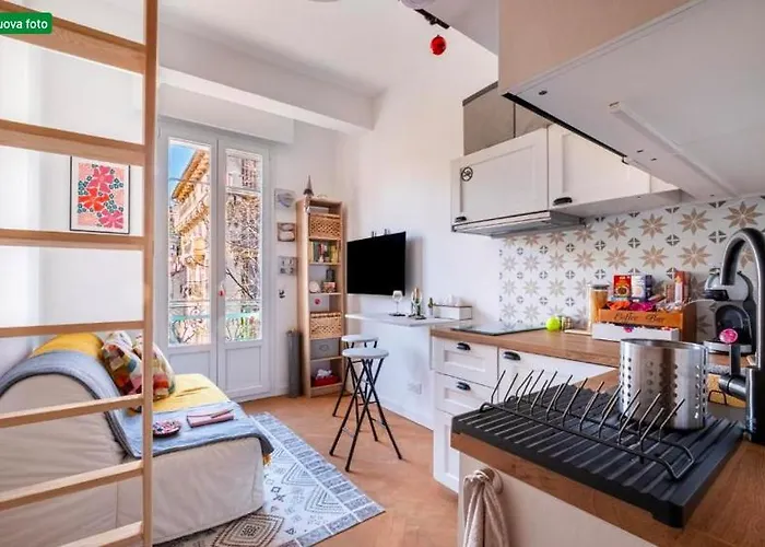 The Cozy Corner Of Amelie * Nizza